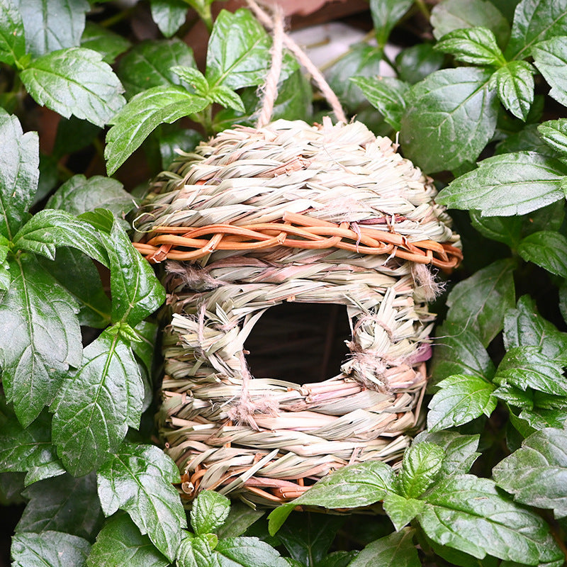 K & S | Handgefertigtes Stroh-Vogelnest aus Naturmaterial | Perfekt für Balkon, Garten & Vögel