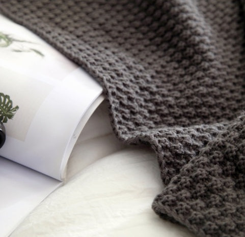K & S | Strickdecke aus Weicher Wolle mit Fransen - Kuschelige Sofadecke & Wohndecke