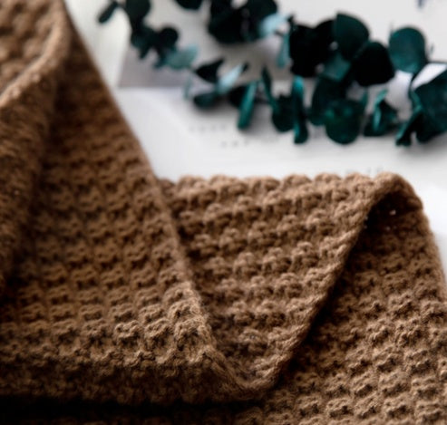 K & S | Strickdecke aus Weicher Wolle mit Fransen - Kuschelige Sofadecke & Wohndecke