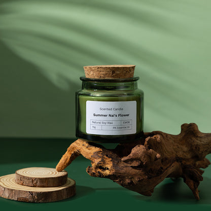 K & S | Duftkerze Sojawachs im Grünen Glas – Rauchfrei & Stilvoll mit Holzdeckel