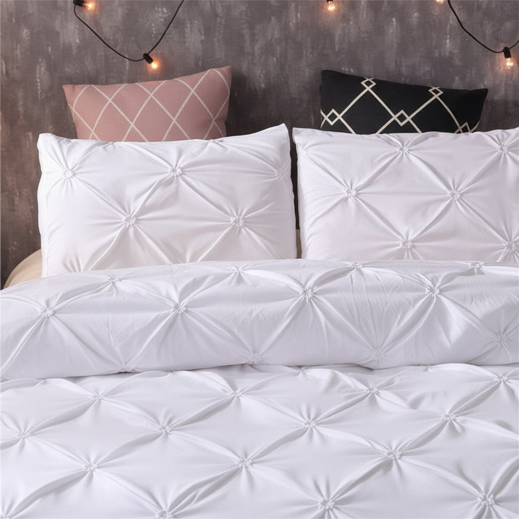 Hochwertige Bettwäsche-Set Microfaser | Bügelfrei - Generated Image 12