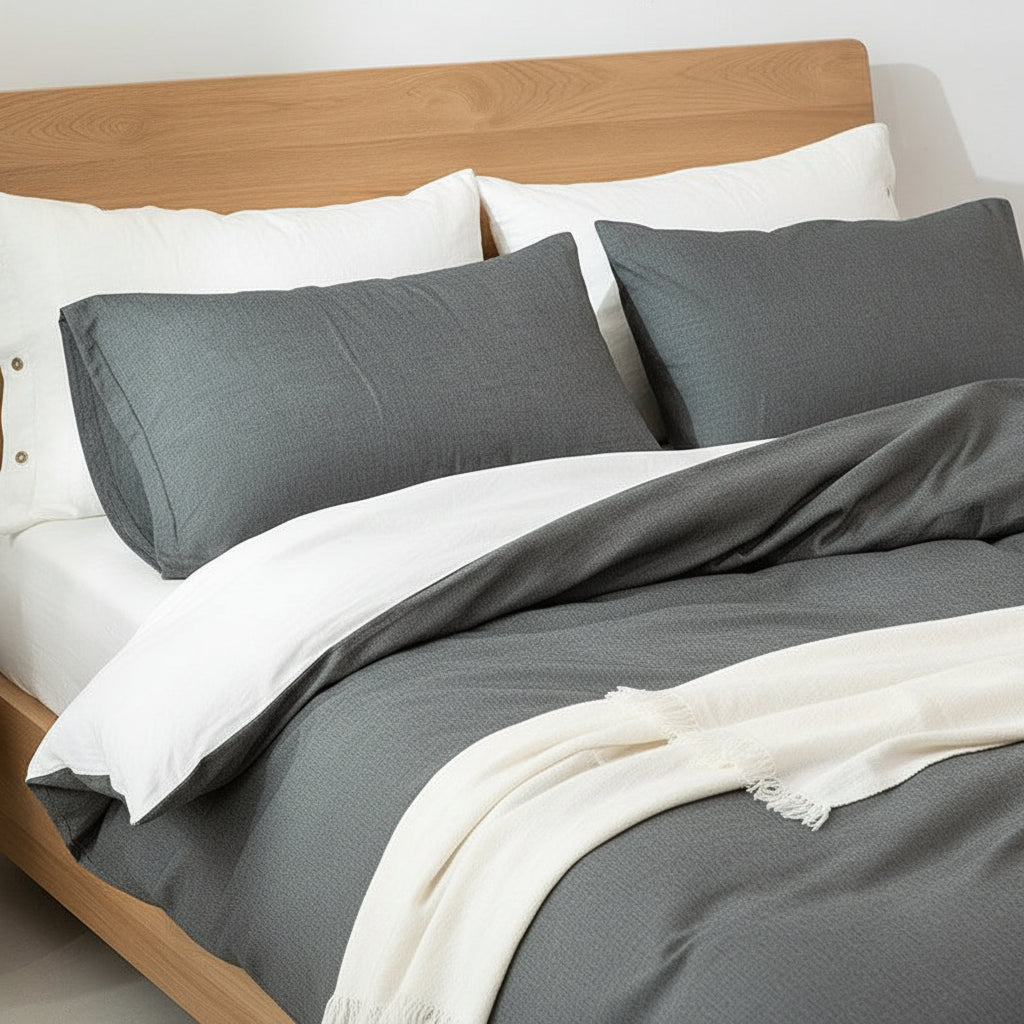 Premium Baumwoll-Bettwäsche Set | Weich & Atmungsaktiv - Generated Image 6