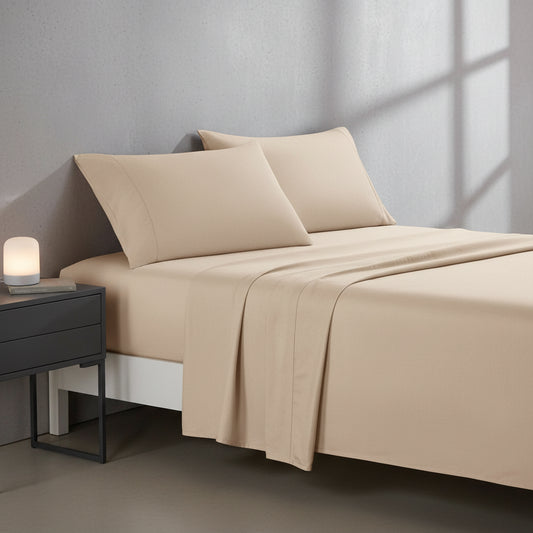 Premium Bettwäsche Set Mikrofaser | Pflegeleicht - Generated Image 1