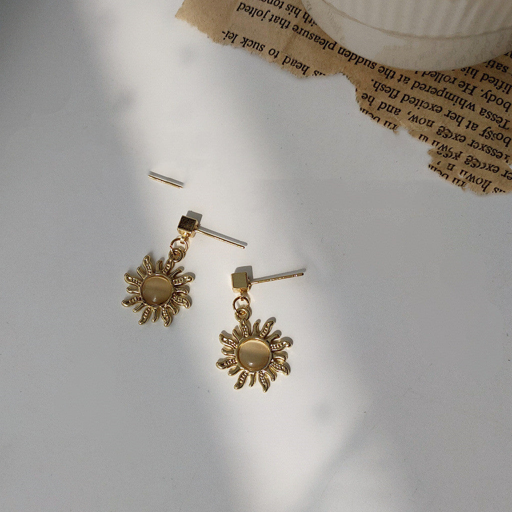 K & S | Damen Ohrstecker Echtgold – Kreatives Sonnentränen Design Eleganter Schmuck